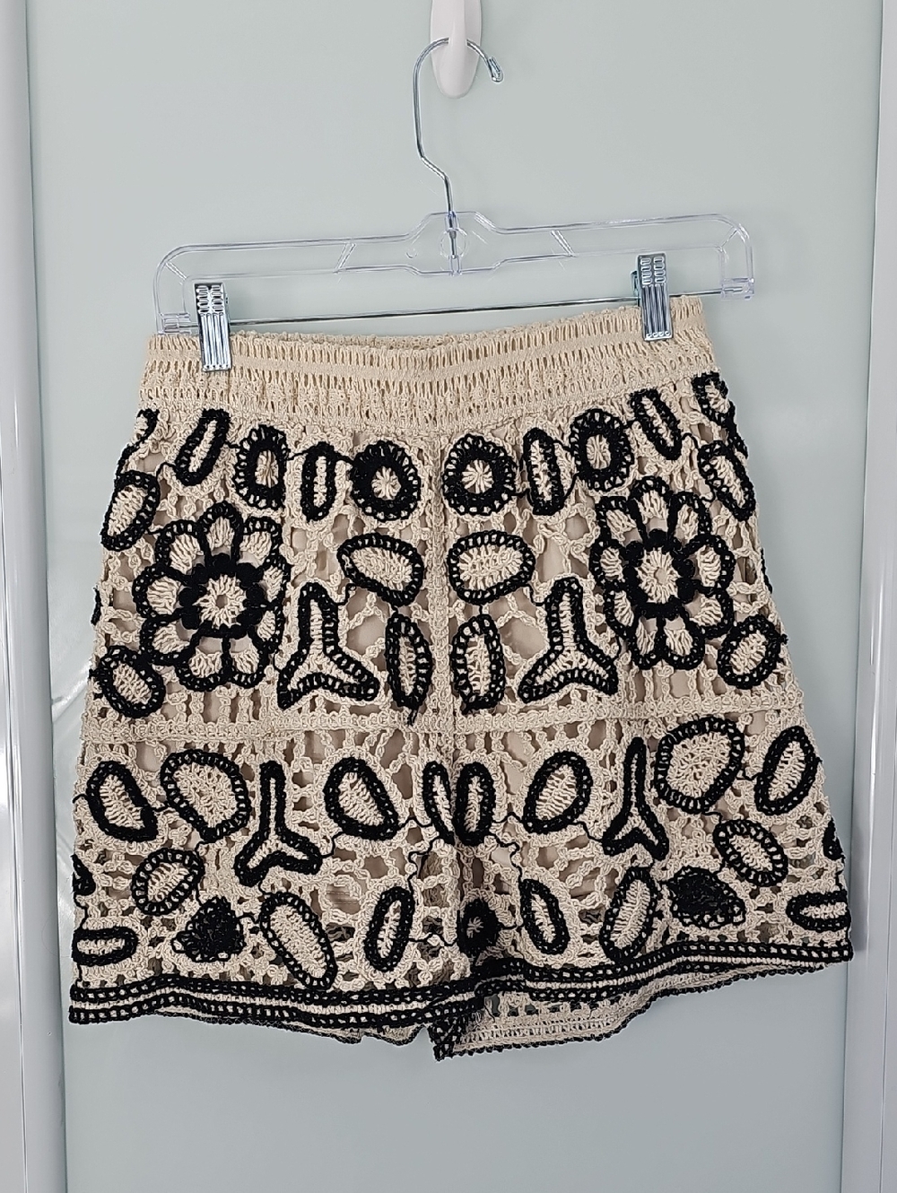 Rebellion Set Cream Crochet Crop Top And Short Pants Black Floral Trim. Size S - Picture 7 of 13